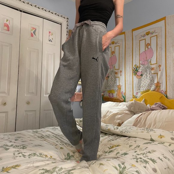Small Grey Puma sweat pants! - Picture 8 of 12